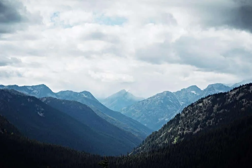 rocky-mountains-1149108_1920